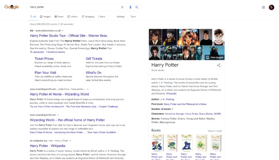 Wizarding World - Wikipedia